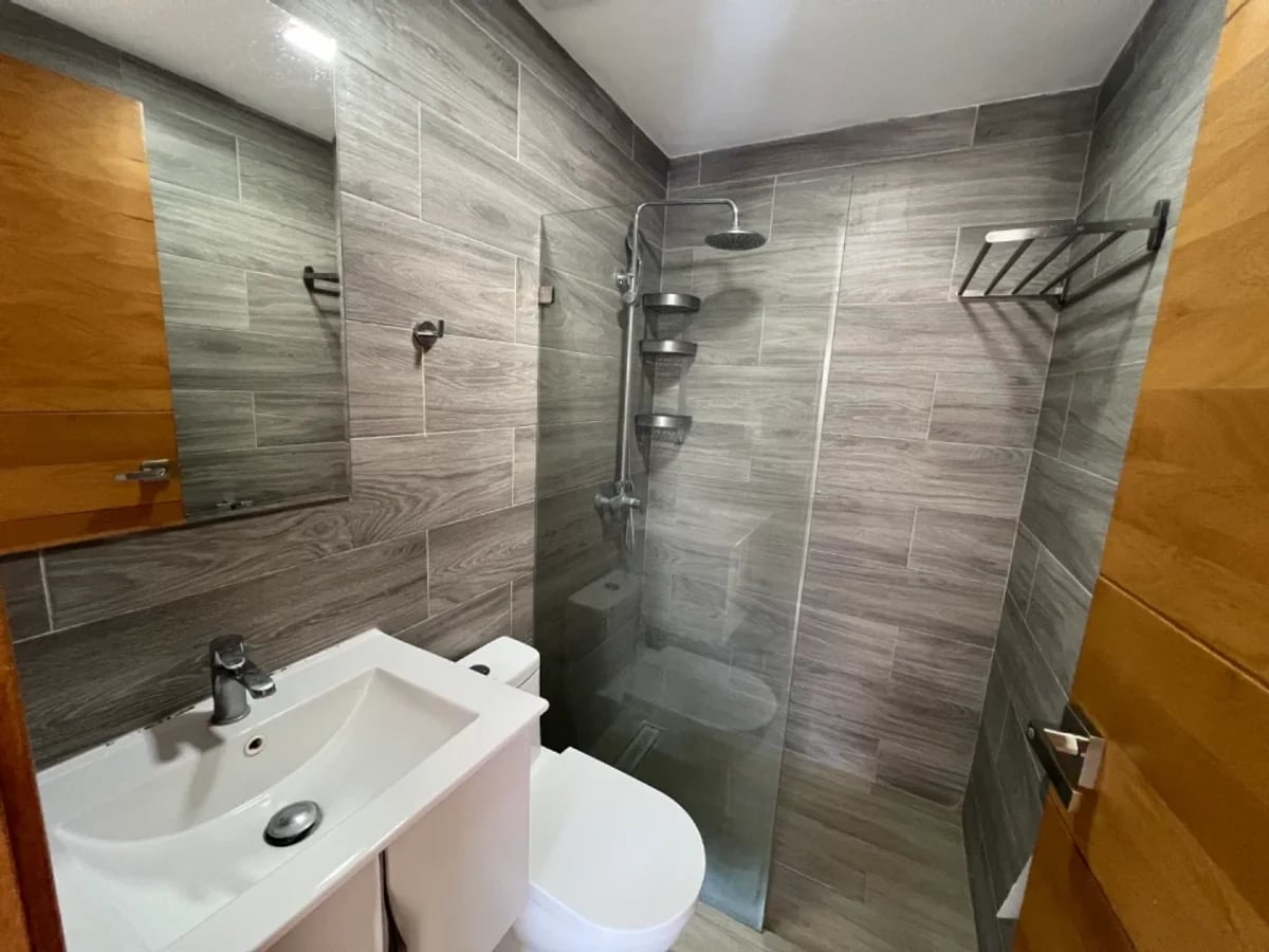 Apartamento en alquiler en Urbanización Real, Santo Domingo – foto 6