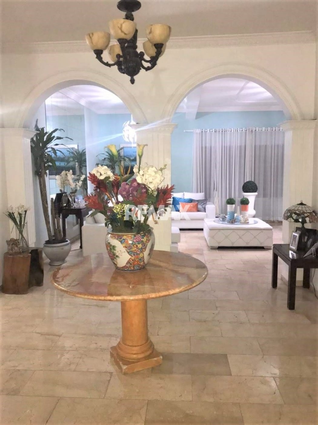 Impresionante casa en venta en GAZCUE – foto 3