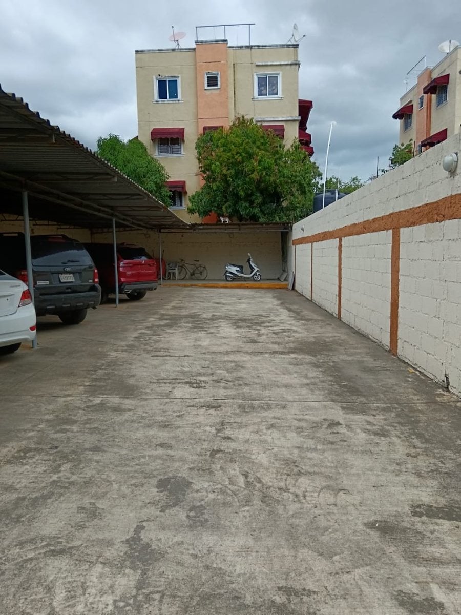 VENDO APART. EN RES.FRAYRA II, FRENTE APLAZA WAN – foto 7