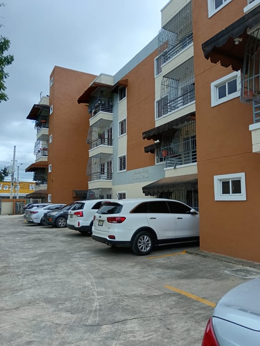 VENDO APART. EN RES.FRAYRA II, FRENTE APLAZA WAN – foto 1