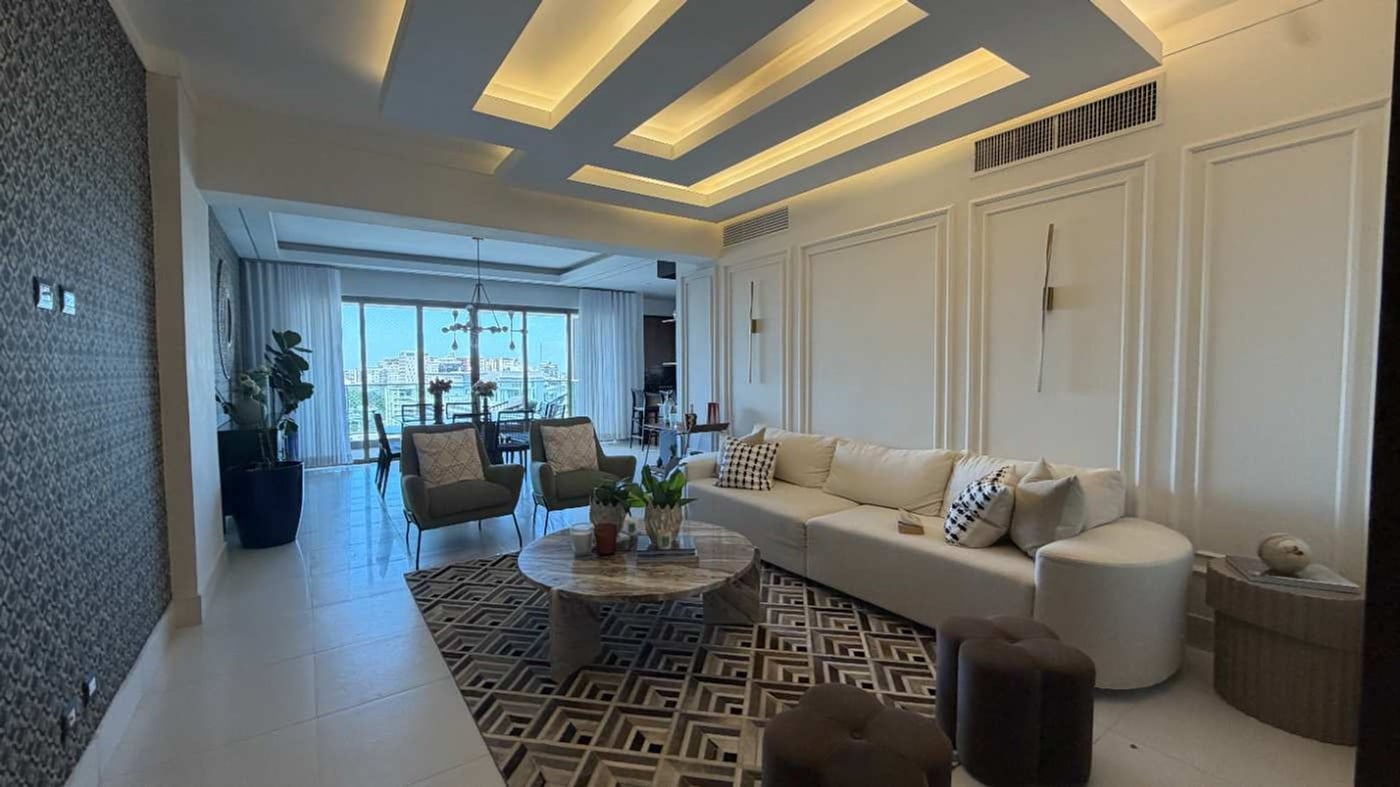 Apartamento alquiler Piso alto amueblado 3 parqueo – foto 9