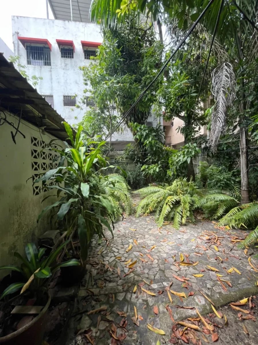 VENDO CASA SOLAR EN EL ENSANCHE OZAMA – foto 8