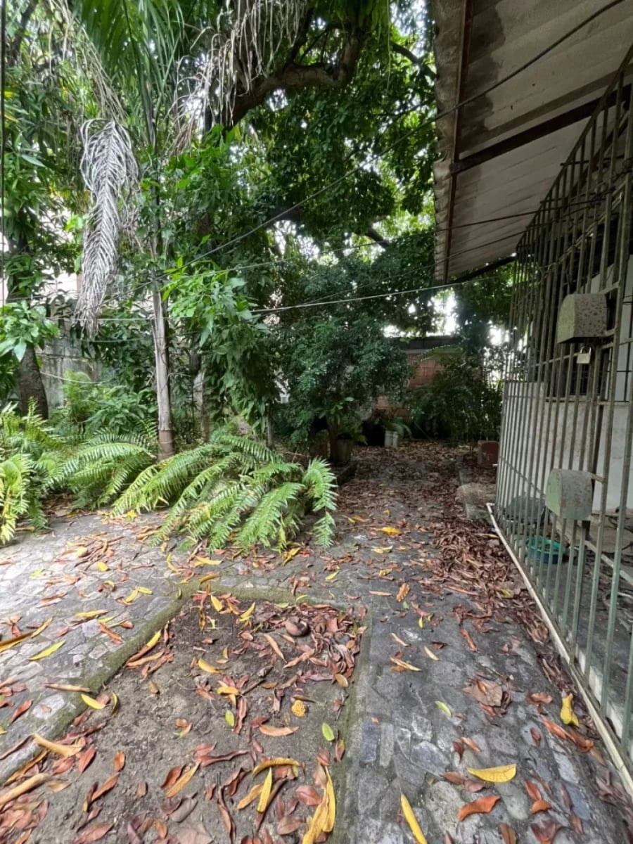 VENDO CASA SOLAR EN EL ENSANCHE OZAMA – foto 7