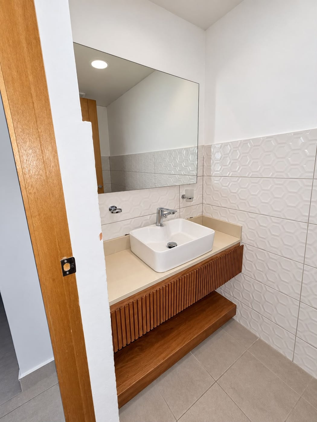 APARTMAMENTO CON LINEA BLANCA EN ALQUILER – foto 6