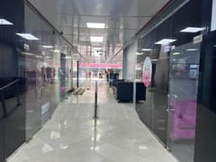 Plaza Comercial en el Conde, Zona Colonial – foto 2