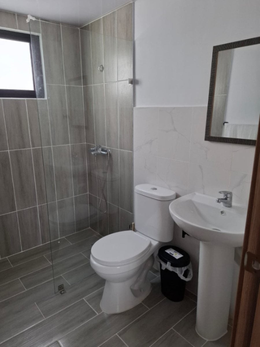 APARTAMENTO EN ALQUILER 1 DORMITORIO BÁVARO PUNTA – foto 6