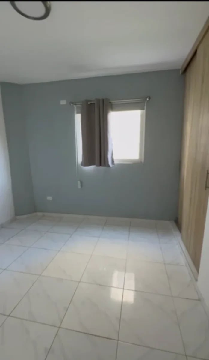 VENTA DE APARTAMENTO EN LA ROMANA 3 HABITACIONES – foto 3