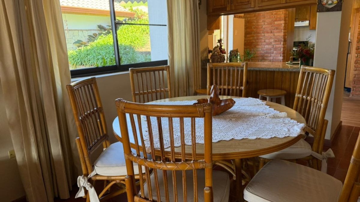 VILLA EN CONSTANZA CON VISTA AL VALLE – foto 5