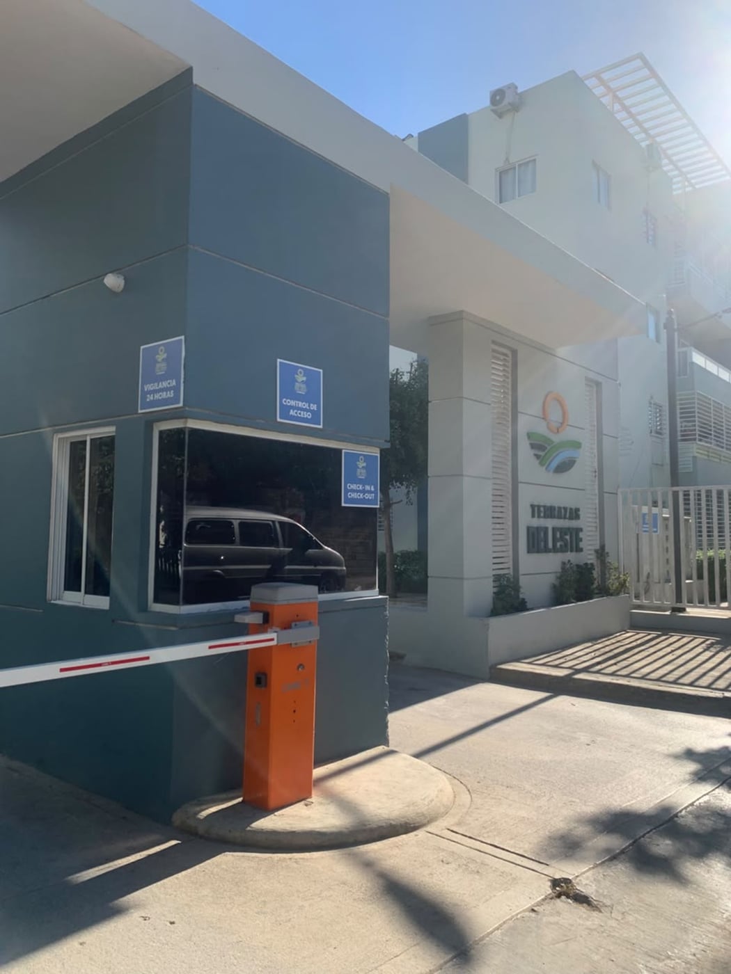 APARTAMENTO DE 3 DORMITORIOS VILLA HERMOSA, ROMANA – foto 3