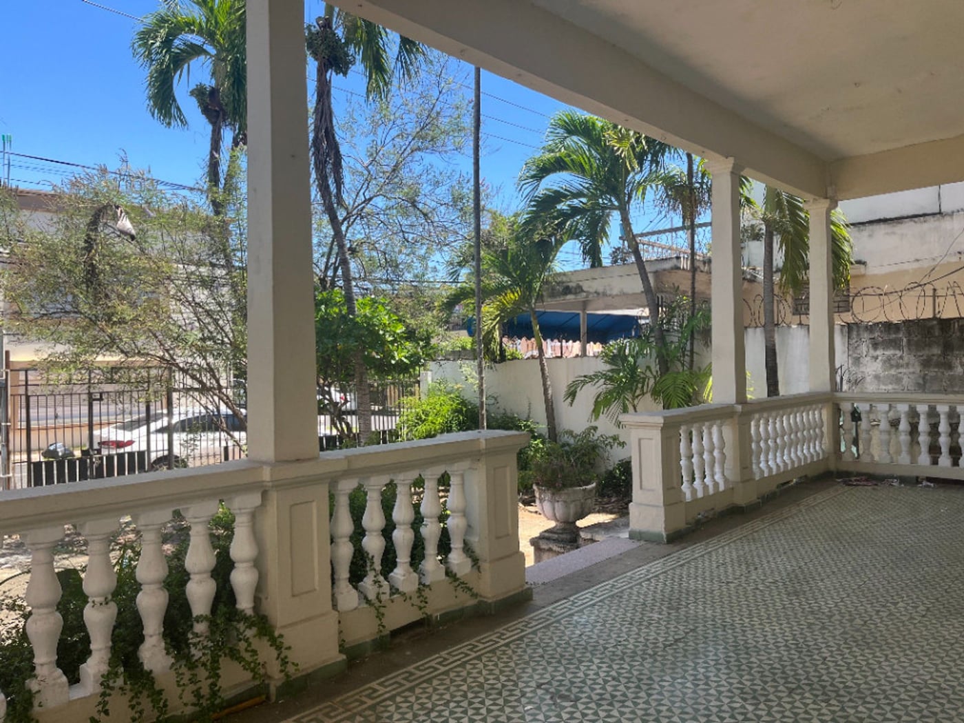 Vendo casa/solar en GAZCUE – foto 4