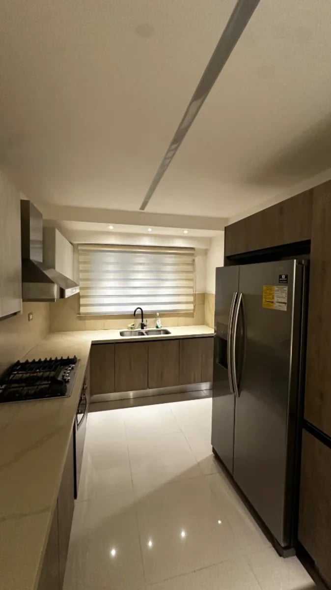 Se vende Apto Evaristo Morales – foto 12