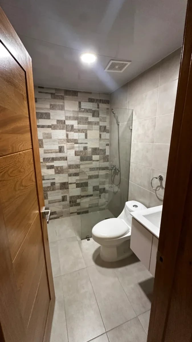 Se vende Apto Evaristo Morales – foto 10