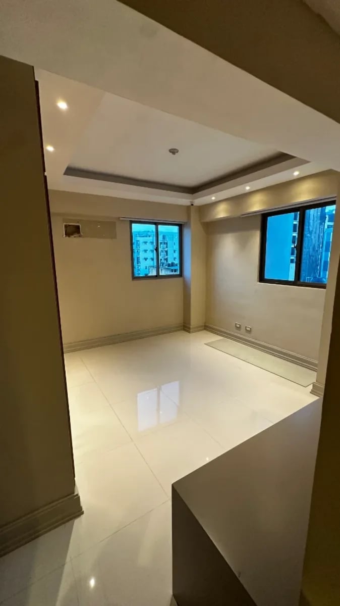 Se vende Apto Evaristo Morales – foto 5