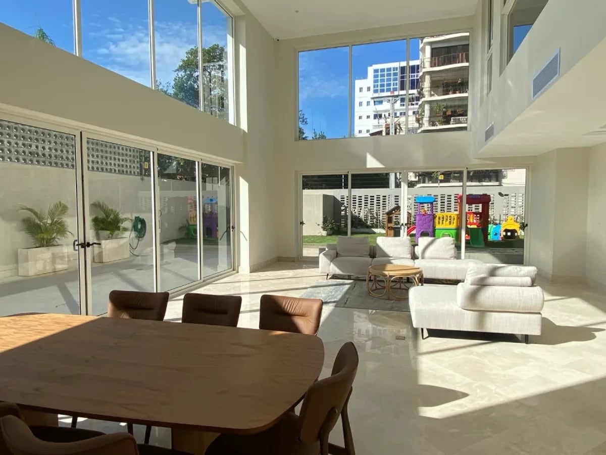 Apartamento Nuevo a estrenar con 3 parqueos – foto 2