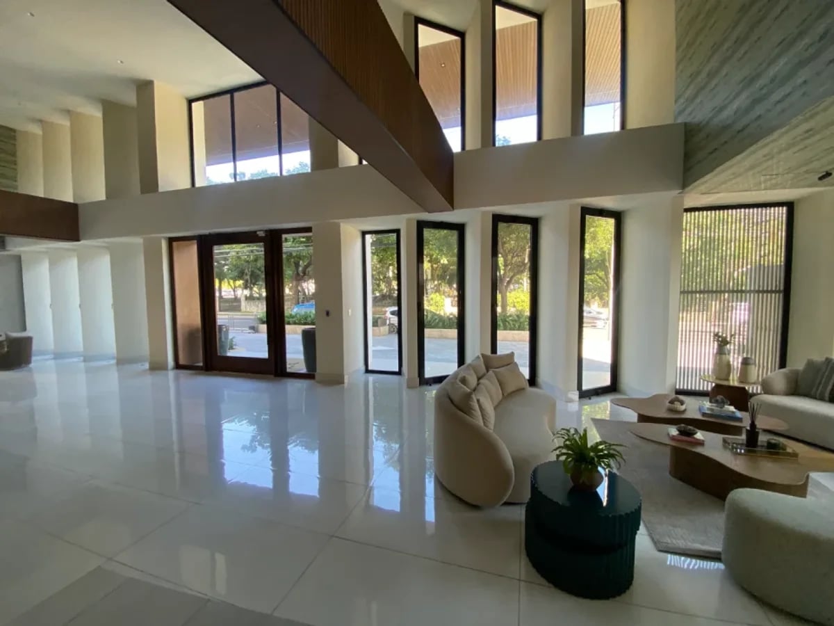 Apartamento Nuevo a estrenar con 3 parqueos – foto 5