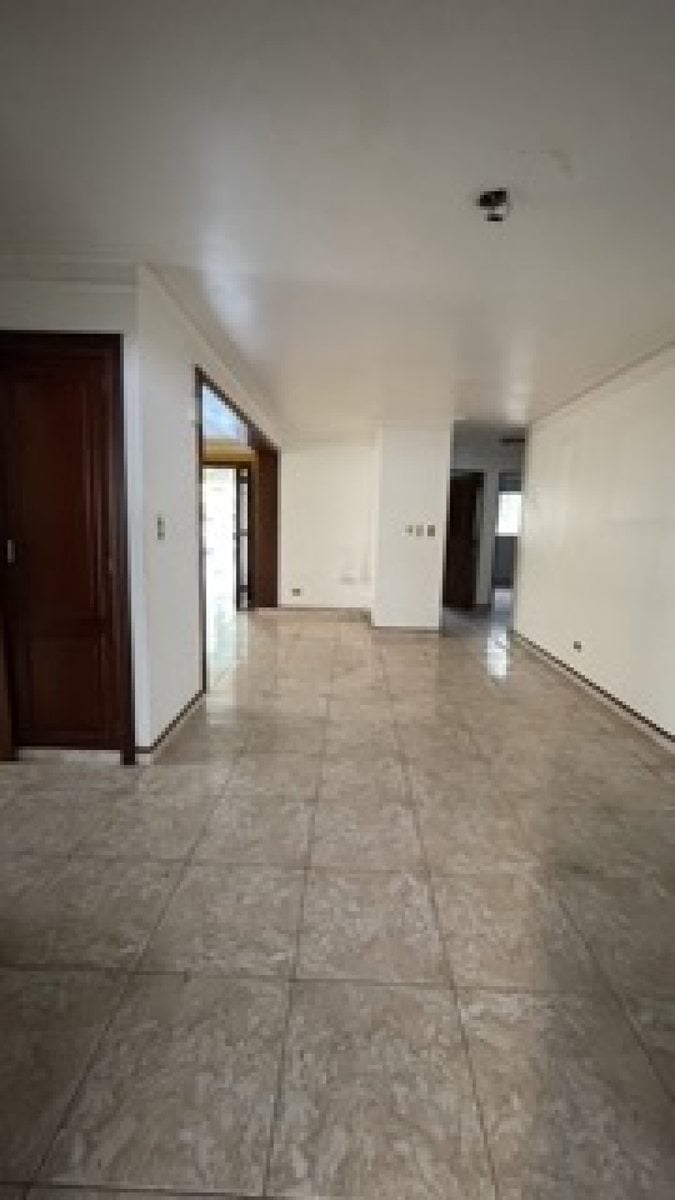 Casa de 4 habitaciones urbanizacion los Restauradores – foto 2