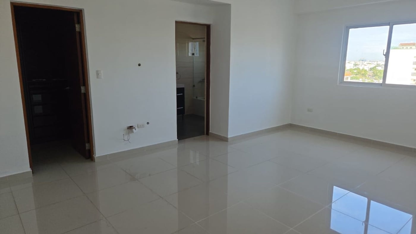 PENTHOUSE EN ALQUILEREN EVARISTO MORALES – foto 7