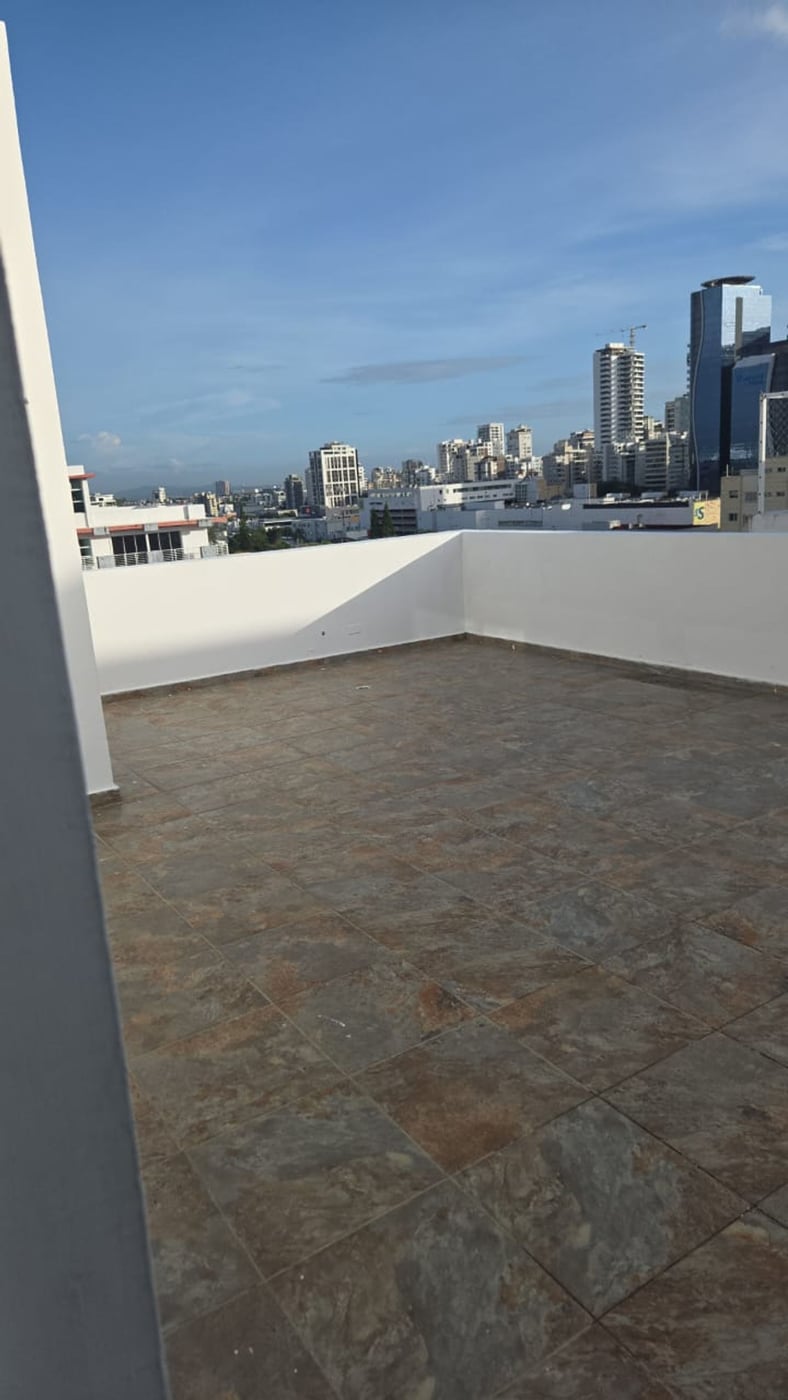 PENTHOUSE EN ALQUILEREN EVARISTO MORALES – foto 4