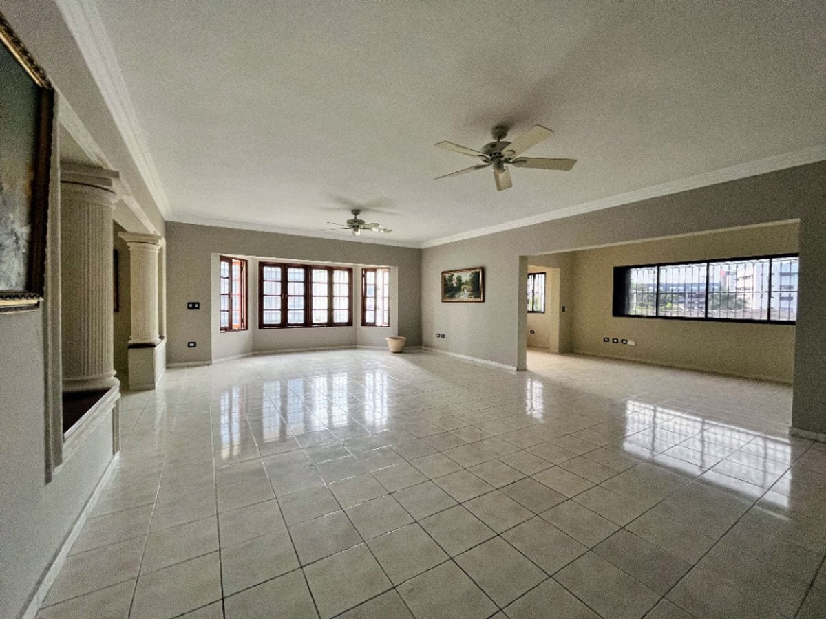 Apartamento de lujo en El Vergel, Santo Domingo – foto 2