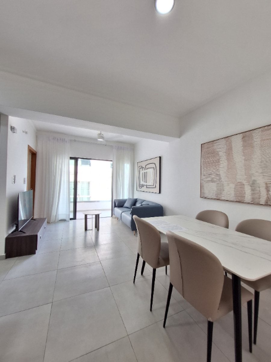 Apartamento en alquiler amueblado en El Vergel – foto 1