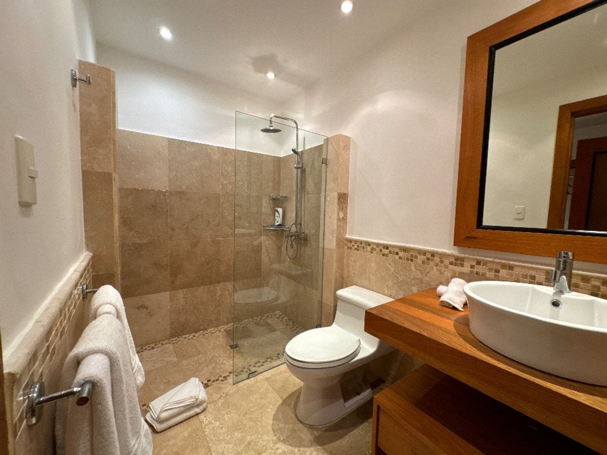 Villa Amueblada en Venta – Puerto Bahía, Samaná – foto 12