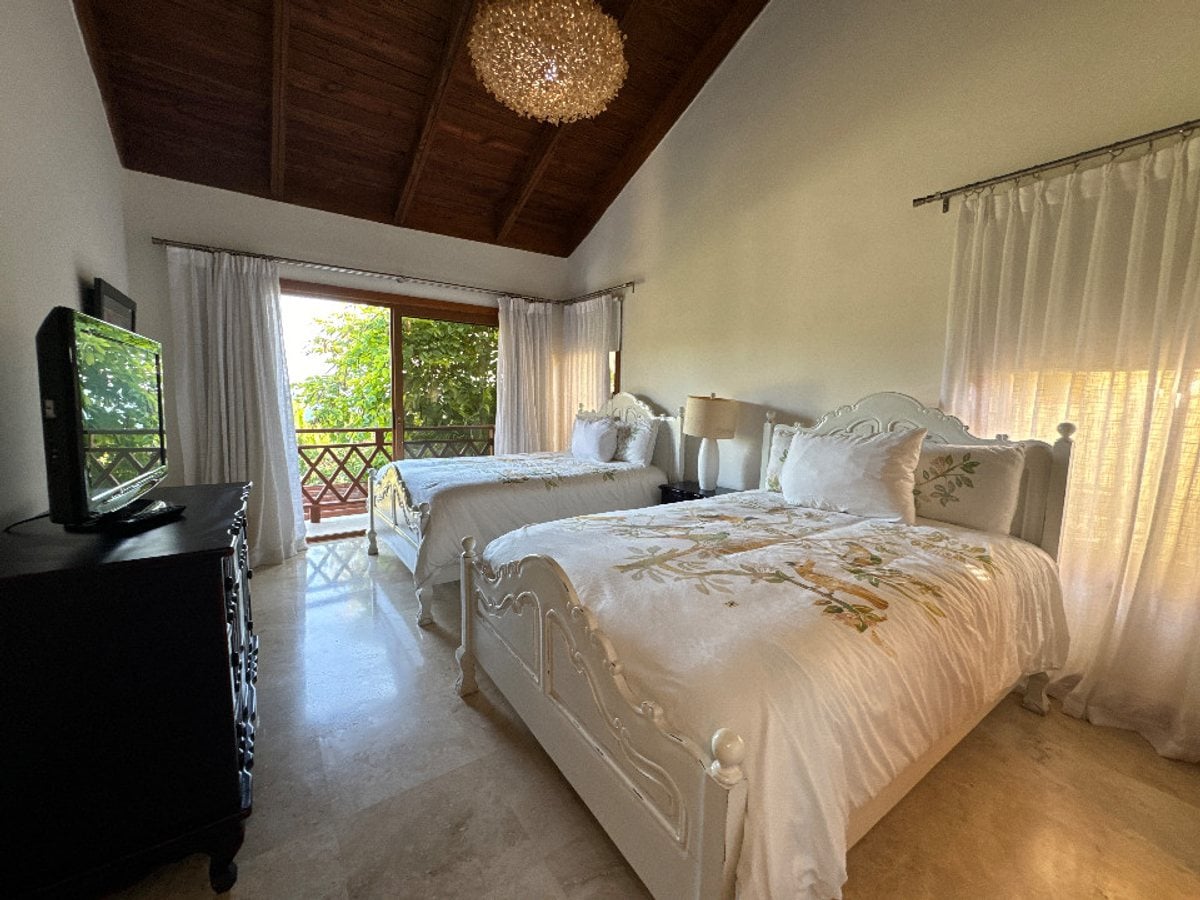 Villa Amueblada en Venta – Puerto Bahía, Samaná – foto 3