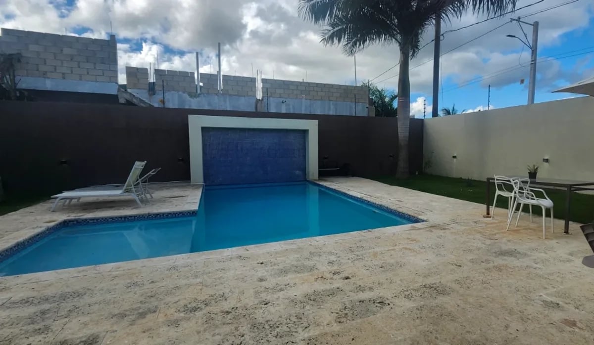 COGEDORA RESIDENCIA EN BENERITO, LA ROMANA – foto 3