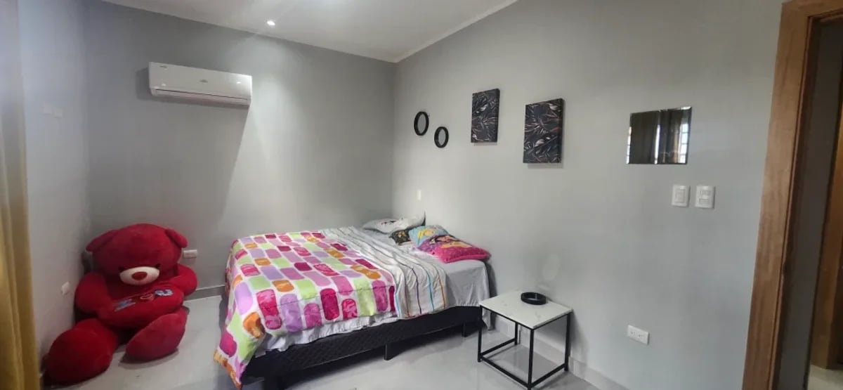 COGEDORA RESIDENCIA EN BENERITO, LA ROMANA – foto 11