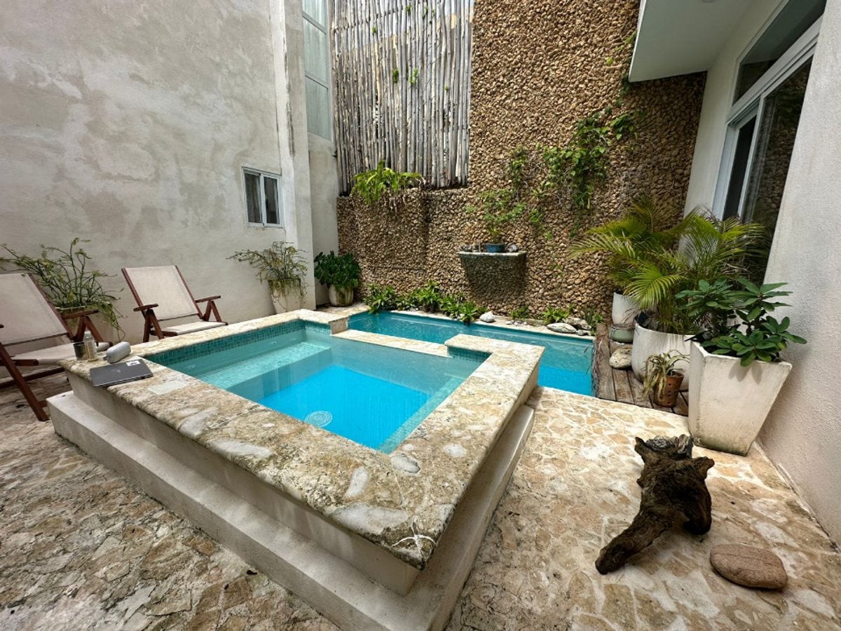 VENDO HOTEL BOUTIQUE EN LA ZONA COLONIAL – foto 1