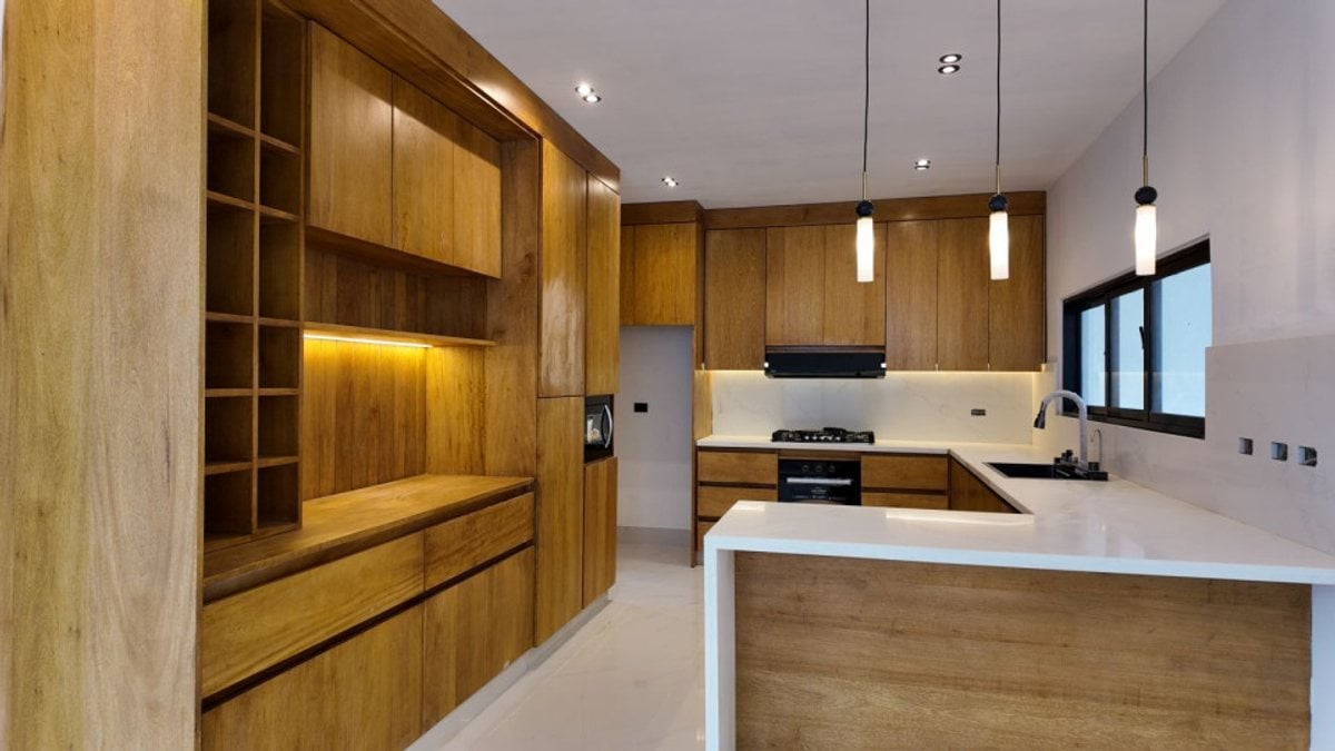 Casa Moderna, amplia y llena de luz natural – foto 4