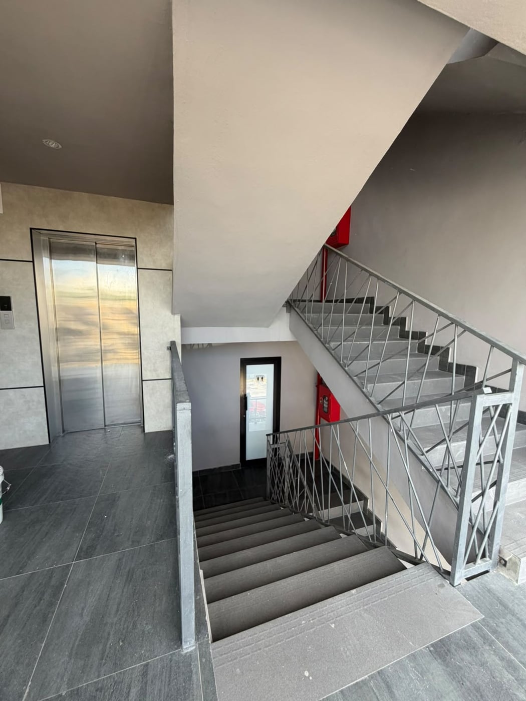 LOCAL COMERCIAL 3er NIVEL EN ALQUILER EN EVARISTO – foto 5