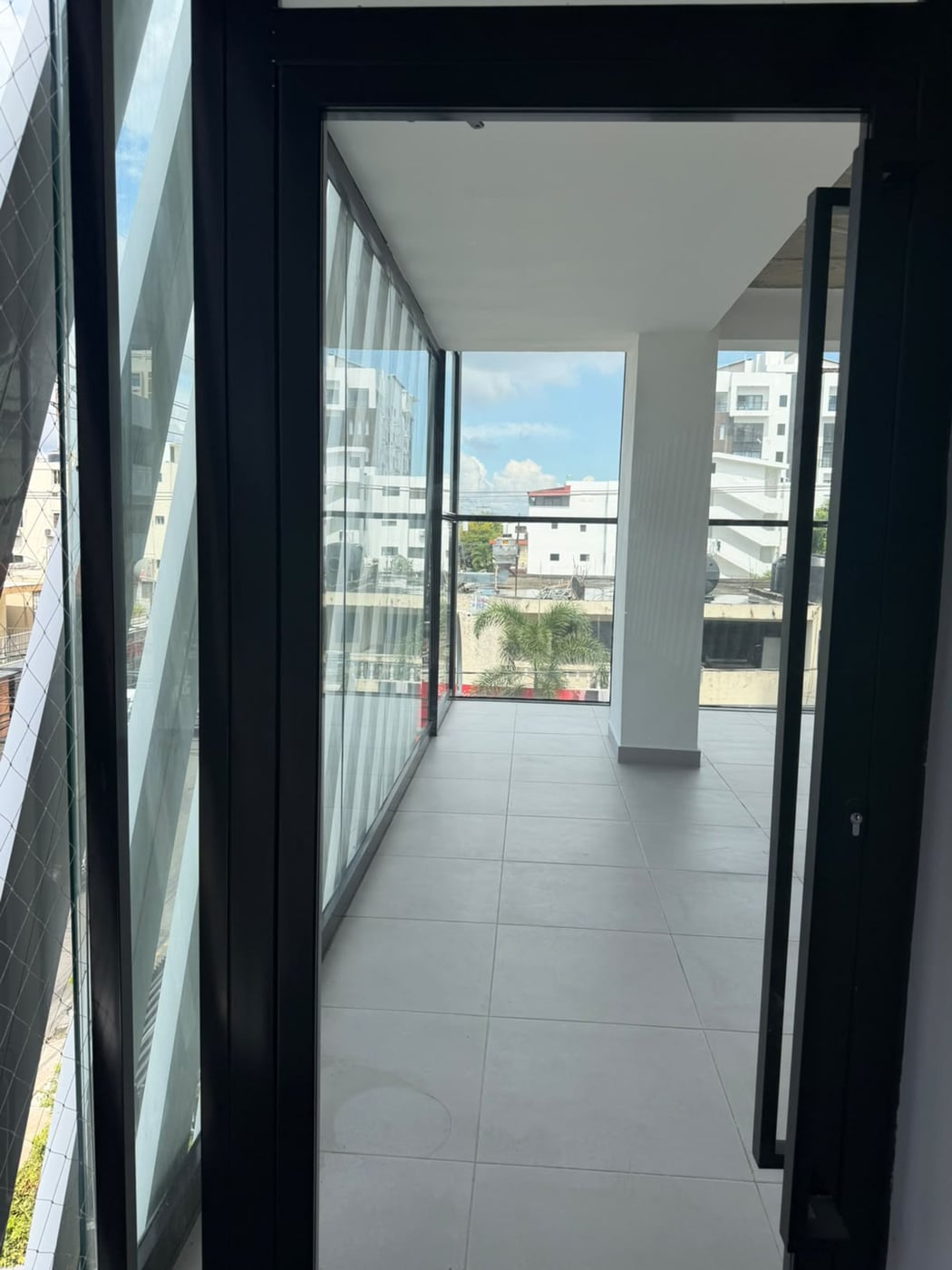 LOCAL COMERCIAL 3er NIVEL EN ALQUILER EN EVARISTO – foto 7