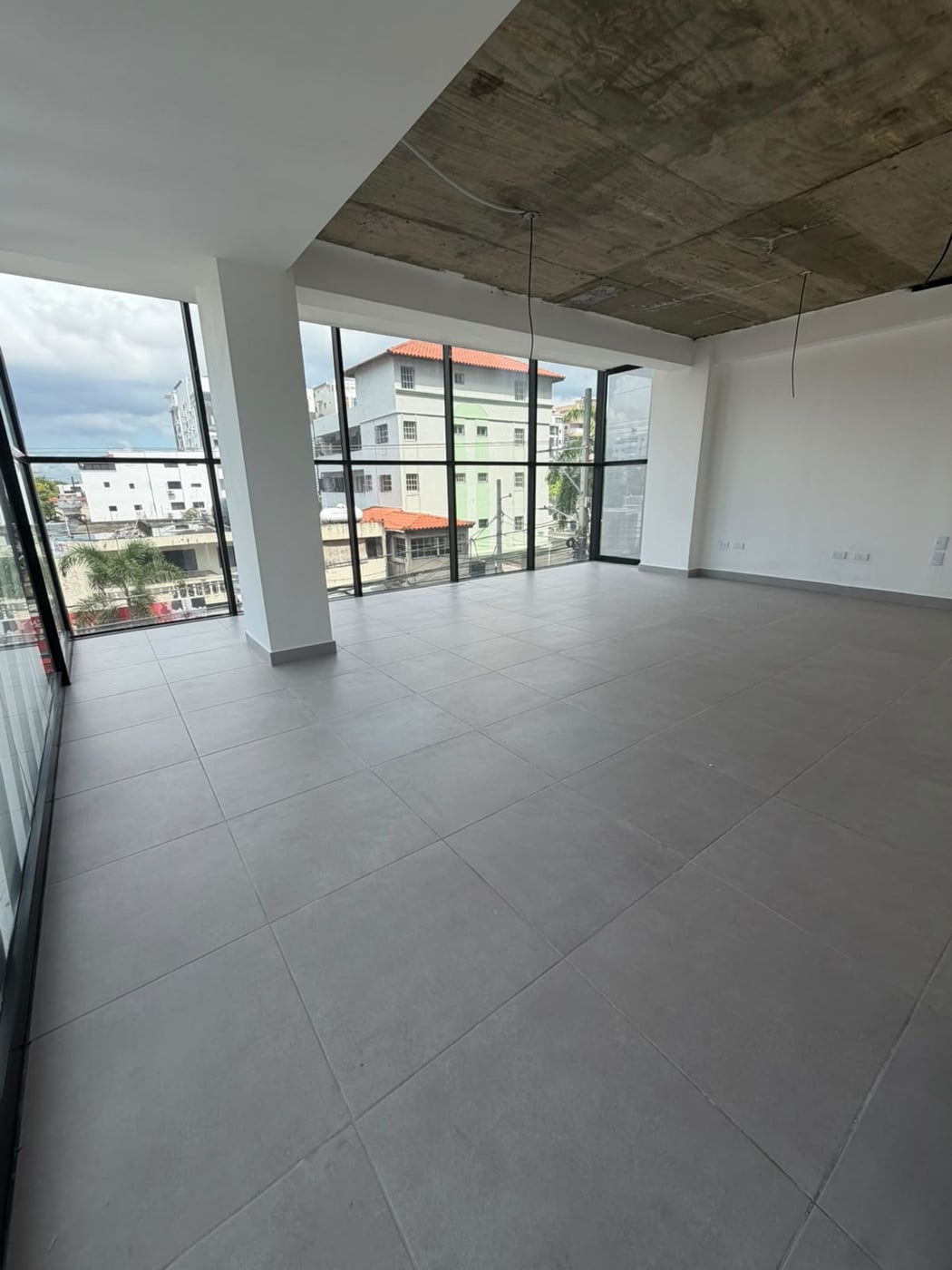 LOCAL COMERCIAL 3er NIVEL EN ALQUILER EN EVARISTO – foto 4