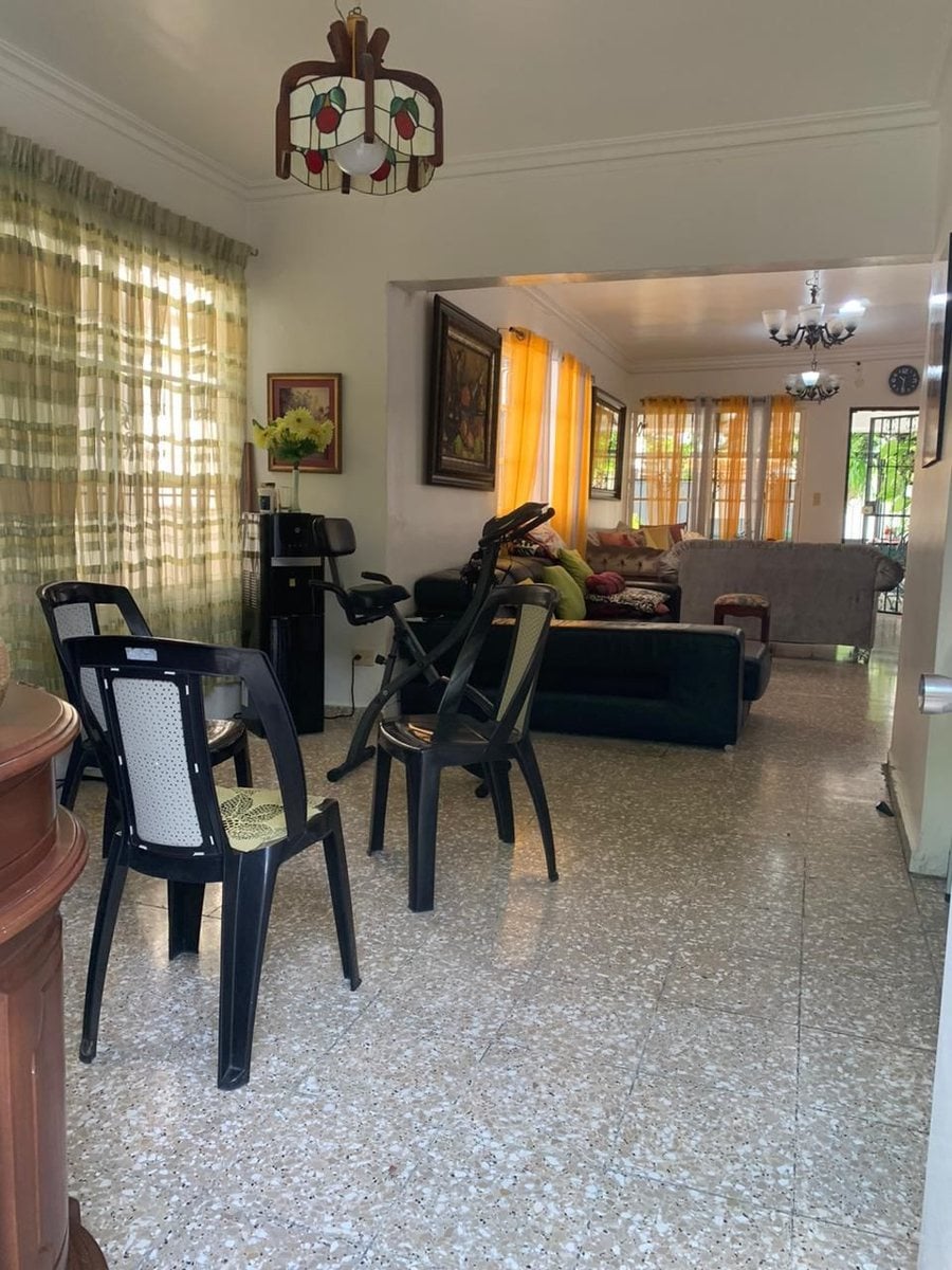 Casa en Altos de Arroyo Hondo III – foto 3