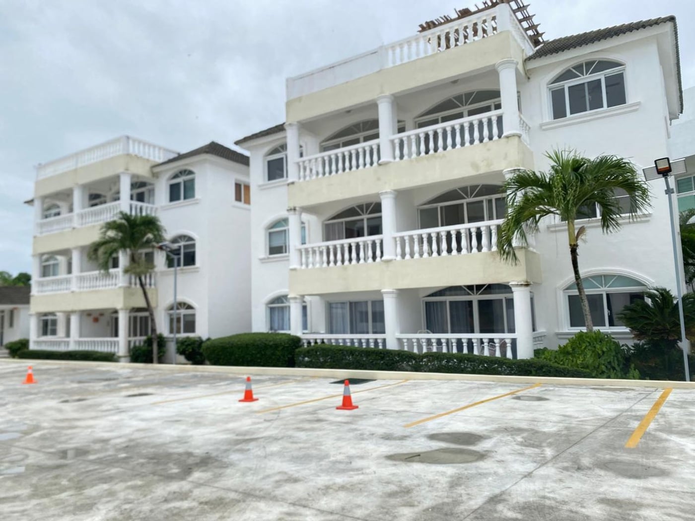 Elegante Condo | 1 BR | Oceanfront – foto 5