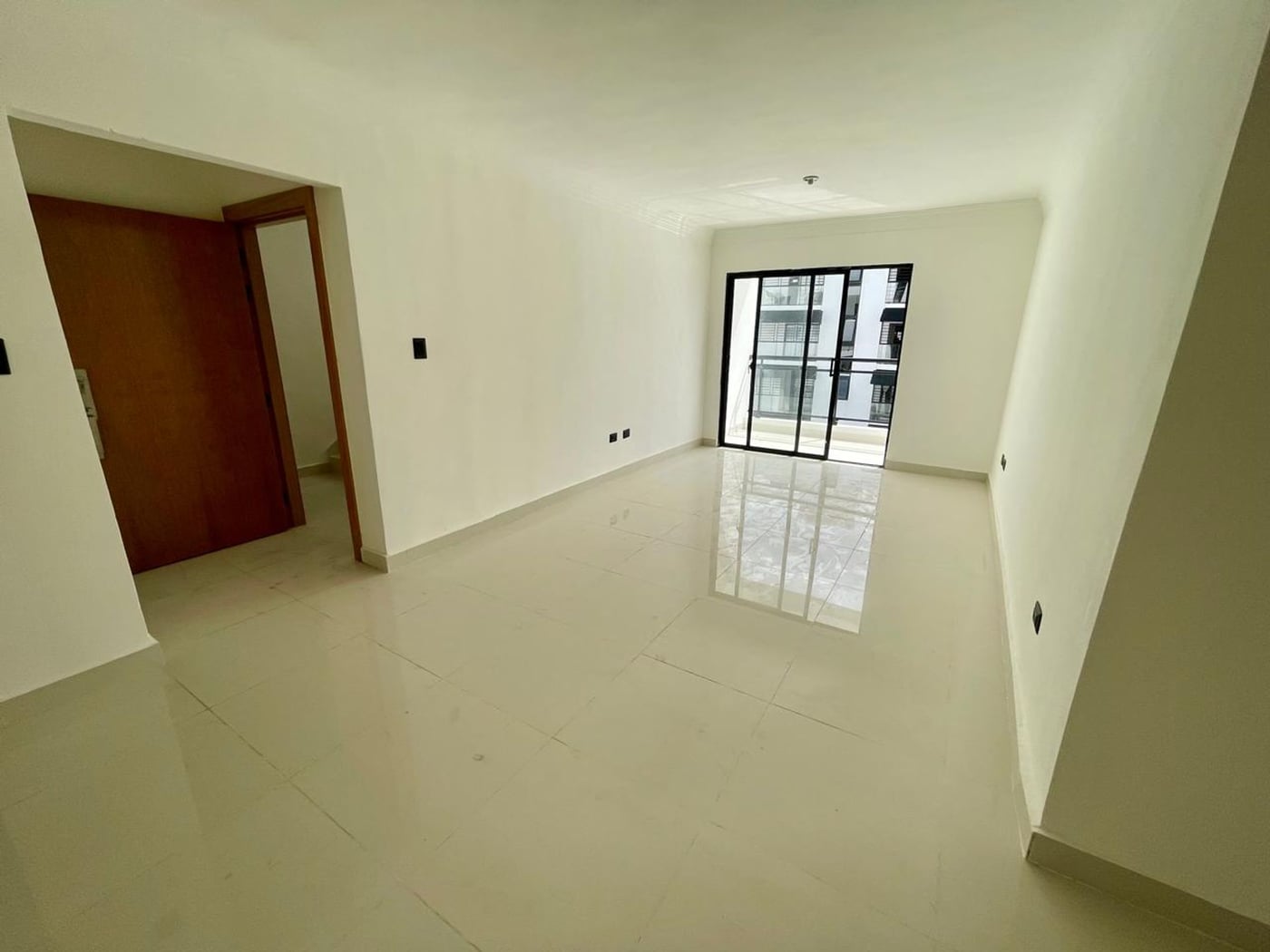 APARTAMENTO EN VENTA 3 DORMITORIOS ENSANCHE ISABEL – foto 3