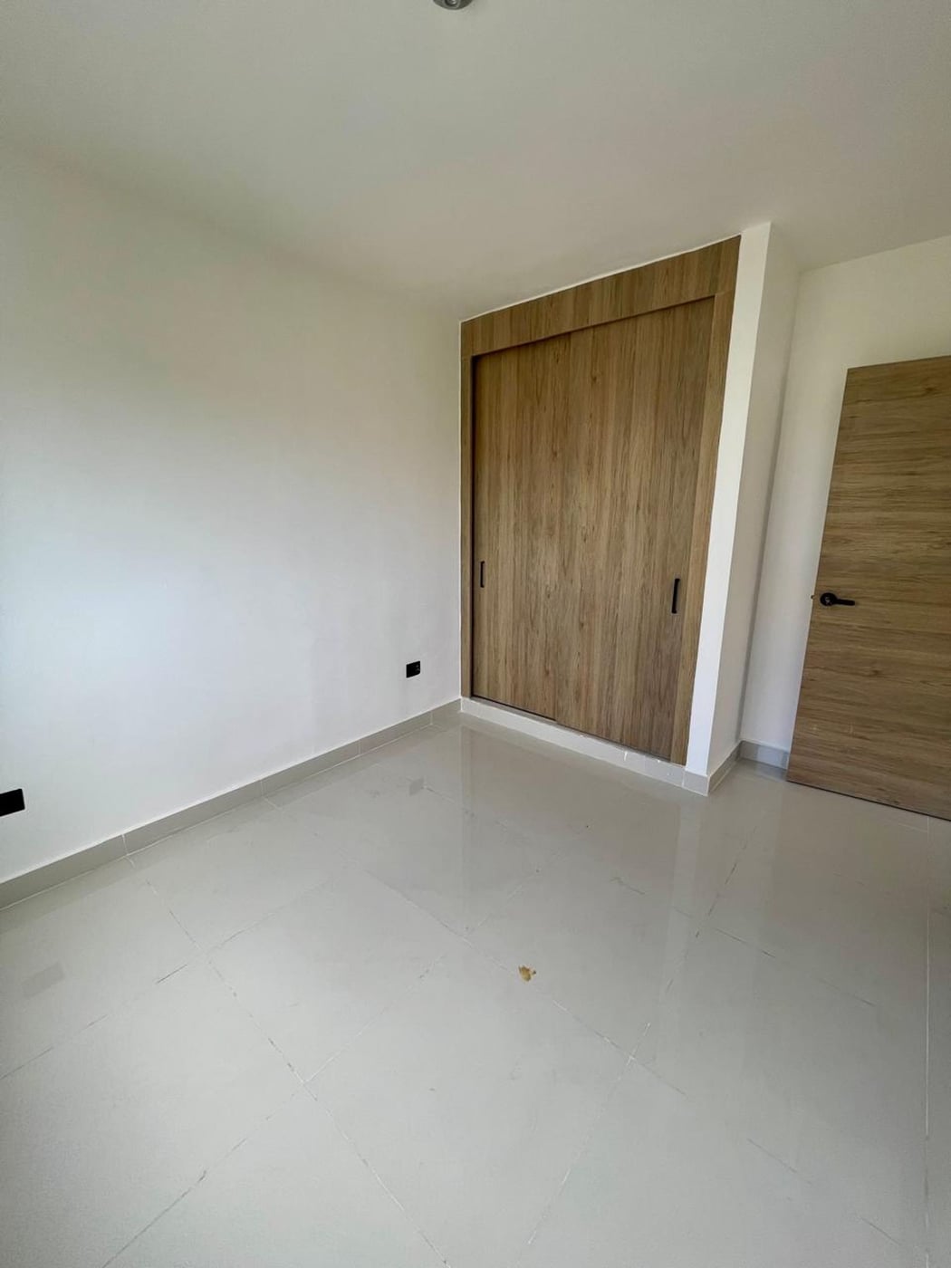 APARTAMENTO EN VENTA 3 DORMITORIOS ENSANCHE ISABEL – foto 8