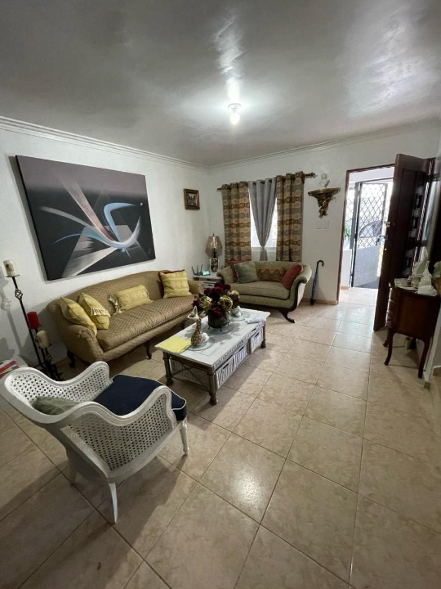 Casa En Vista Hermosa, Santo Domingo Este – foto 1