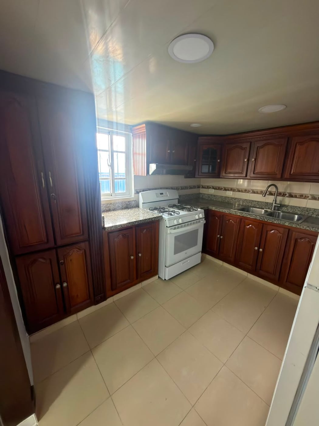 Apartamento en alquiler en la Cayetano Germosen – foto 6