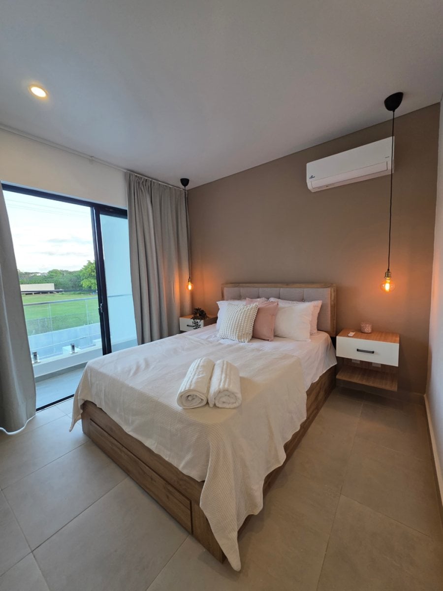 2BR Townhouse | Pool + Rooftop | Playa Chiquita – foto 3