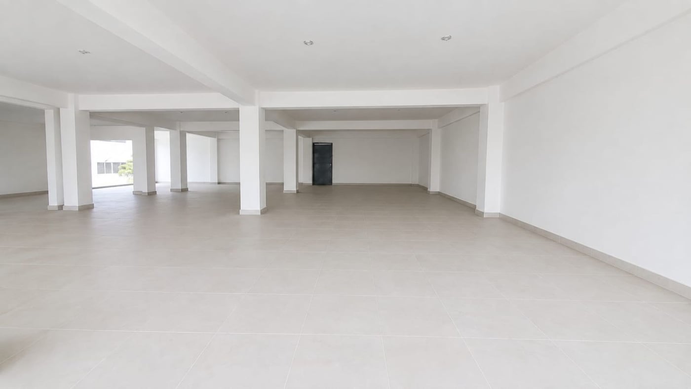 Local Comercial en Alquiler | Sabana Larga esquina – foto 4