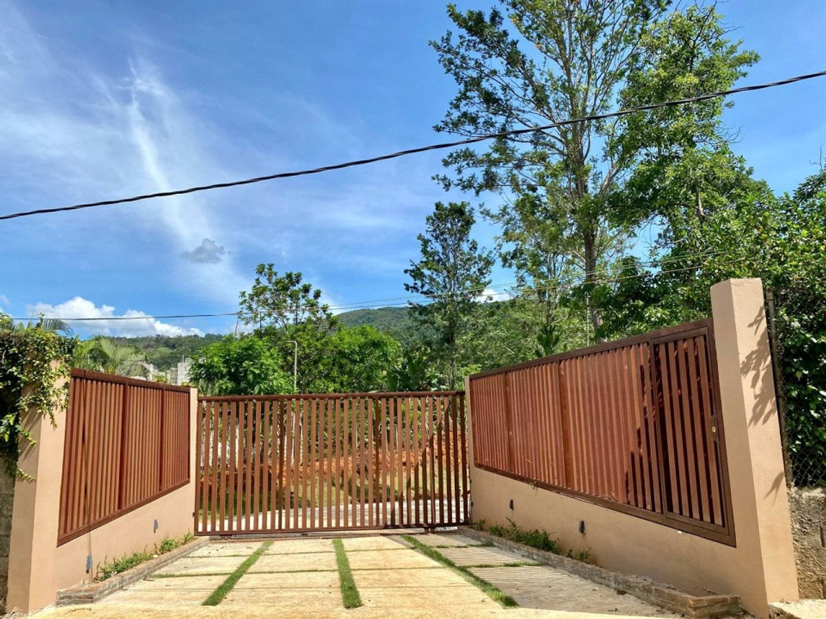 Villa en Bonao con Piscina y Jardín – foto 8