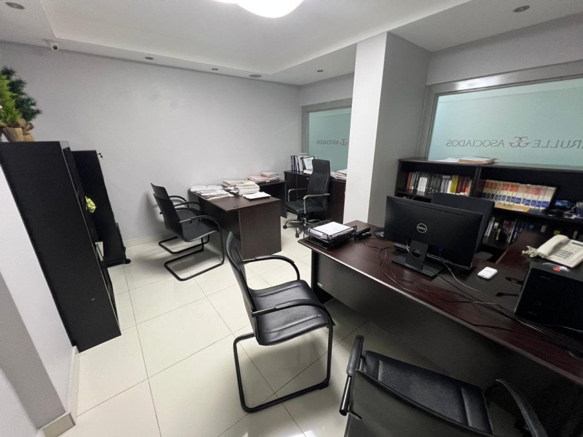 Local Comercial Amueblado en Torre Elams – foto 2