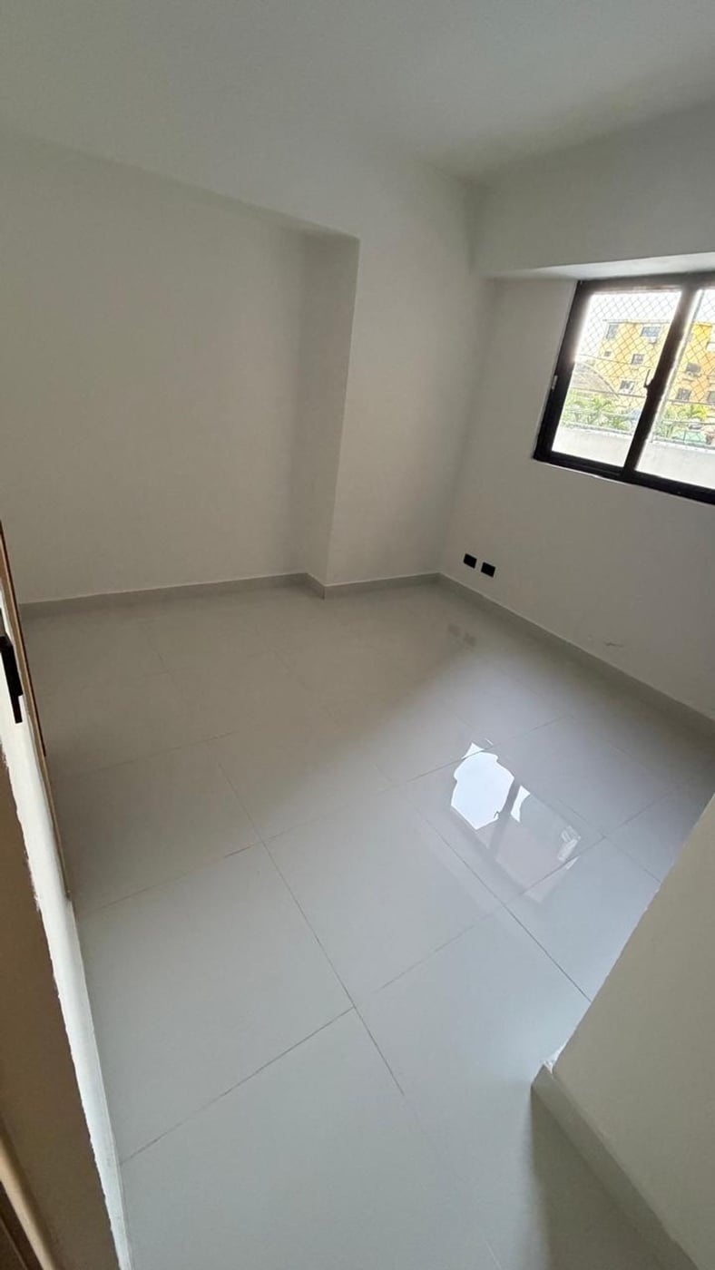 Alquilo apartamento nuevo en Gazcue – foto 2