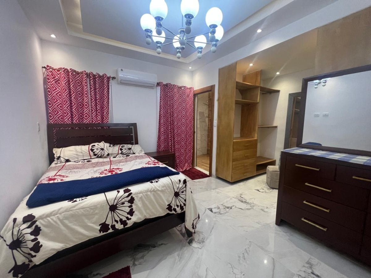 CASA EN PASEO DE LAS AMERICAS – foto 7