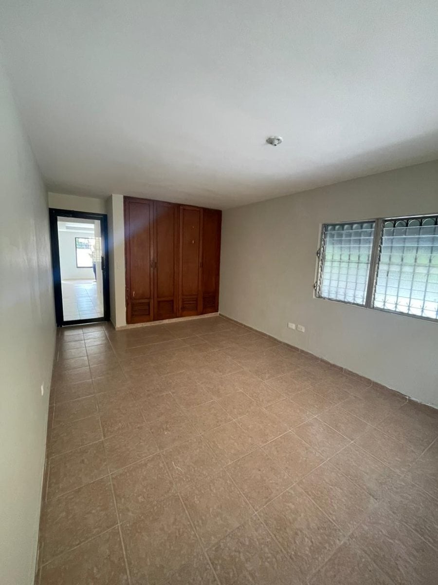 Local Comercial en Alquiler | 2do Nivel | US$1,400 – foto 6