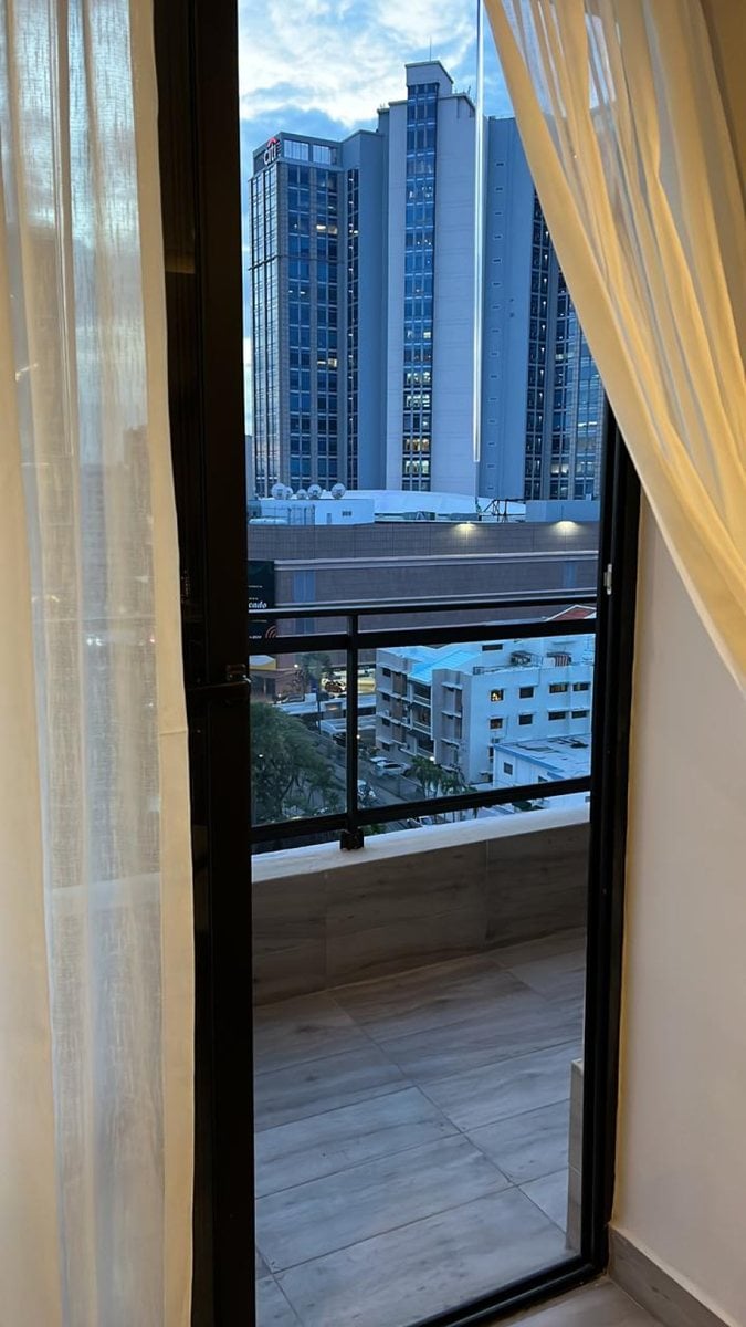 Apartamento amueblado en Piantini, SD – foto 2