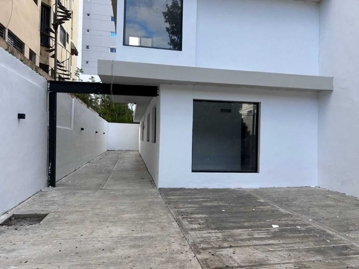 Locales comerciales en La Julia, Distrito Nacional – foto 9