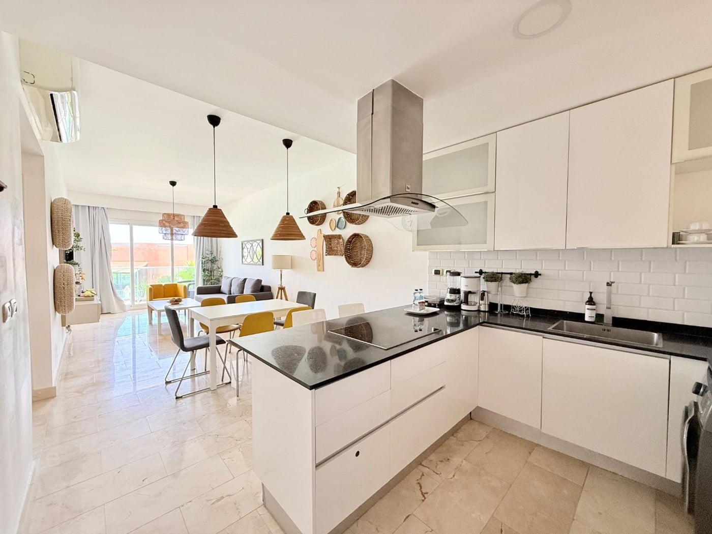 Apartamento amueblado en venta en Cana Rock Condos – foto 2