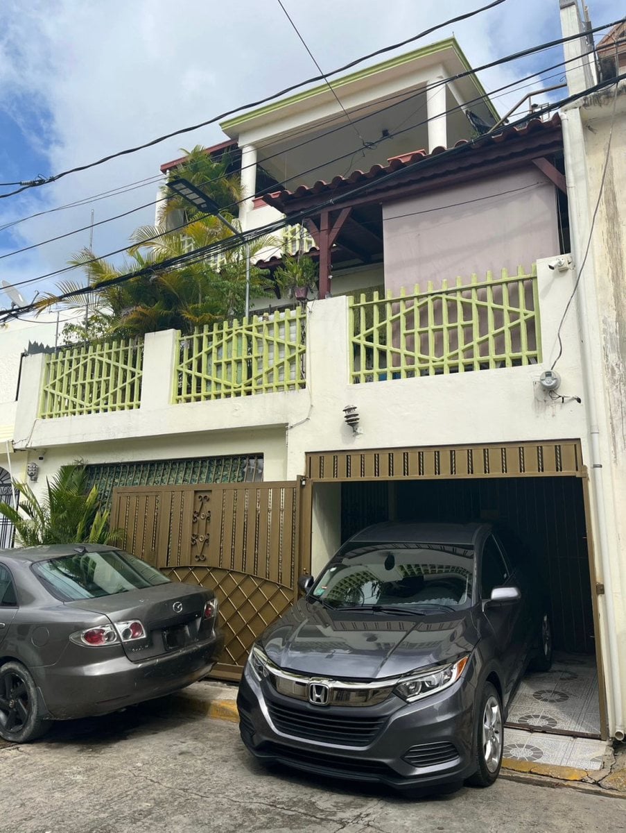 Casa en Alma Rosa I, Santo Domingo Este – foto 1